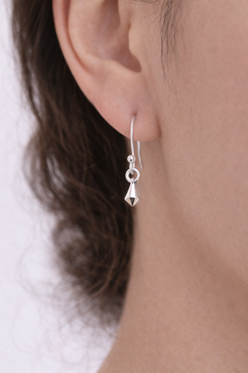 Kite-Shaped Hook Drop Earrings