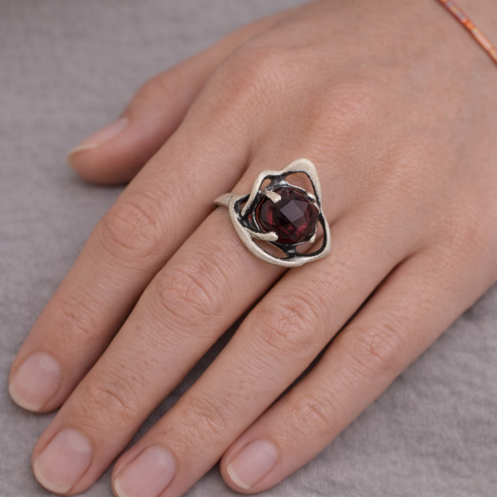 Sterling Silver Garnet Ring