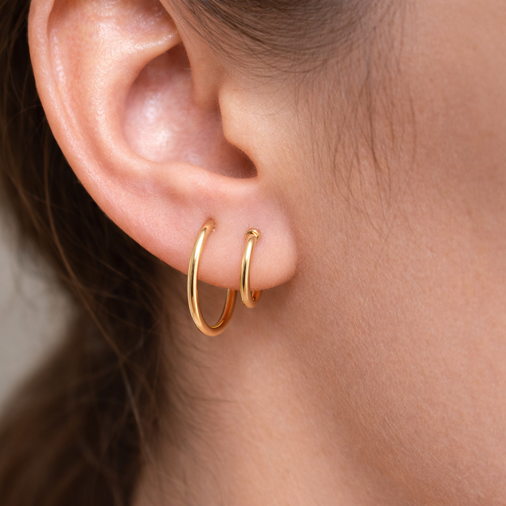 Gold Filled Tiny Mismatched Hoops – 6mm & 7mm