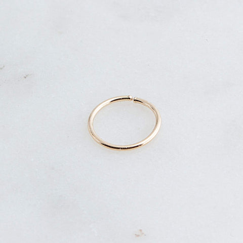 SOLID GOLD Open Ring Nose 7 mm Hoop