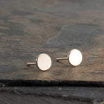 SOLID GOLD Stud Earrings with Shiny Finish 5 mm