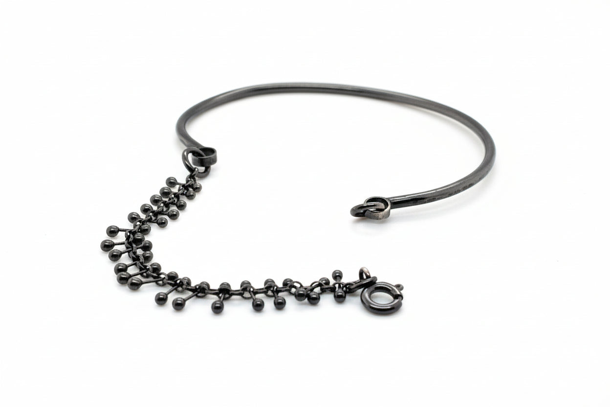 Gray Undertone Chain Bangle